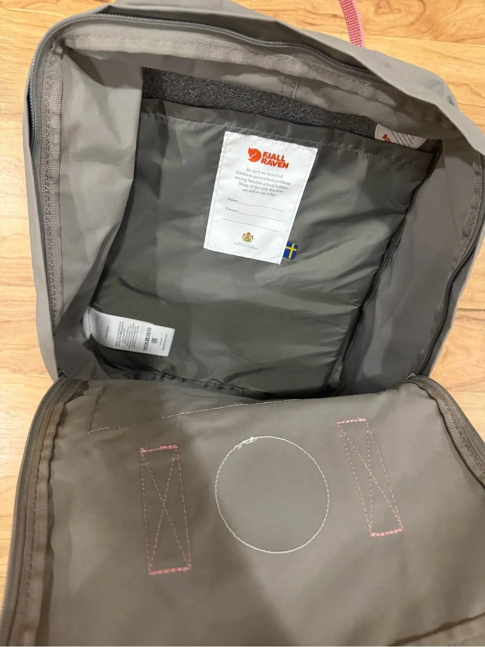 Fjallraven Kånken Kids Backpack in Gray with Pink Handles